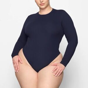 SKIMS - Fits Everybody Long Sleeve Crew Neck Bodysuit